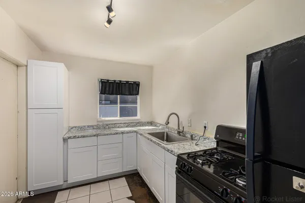 $200,000 | 2917 North 19th Avenue, Unit 115, Phoenix, AZ 85015