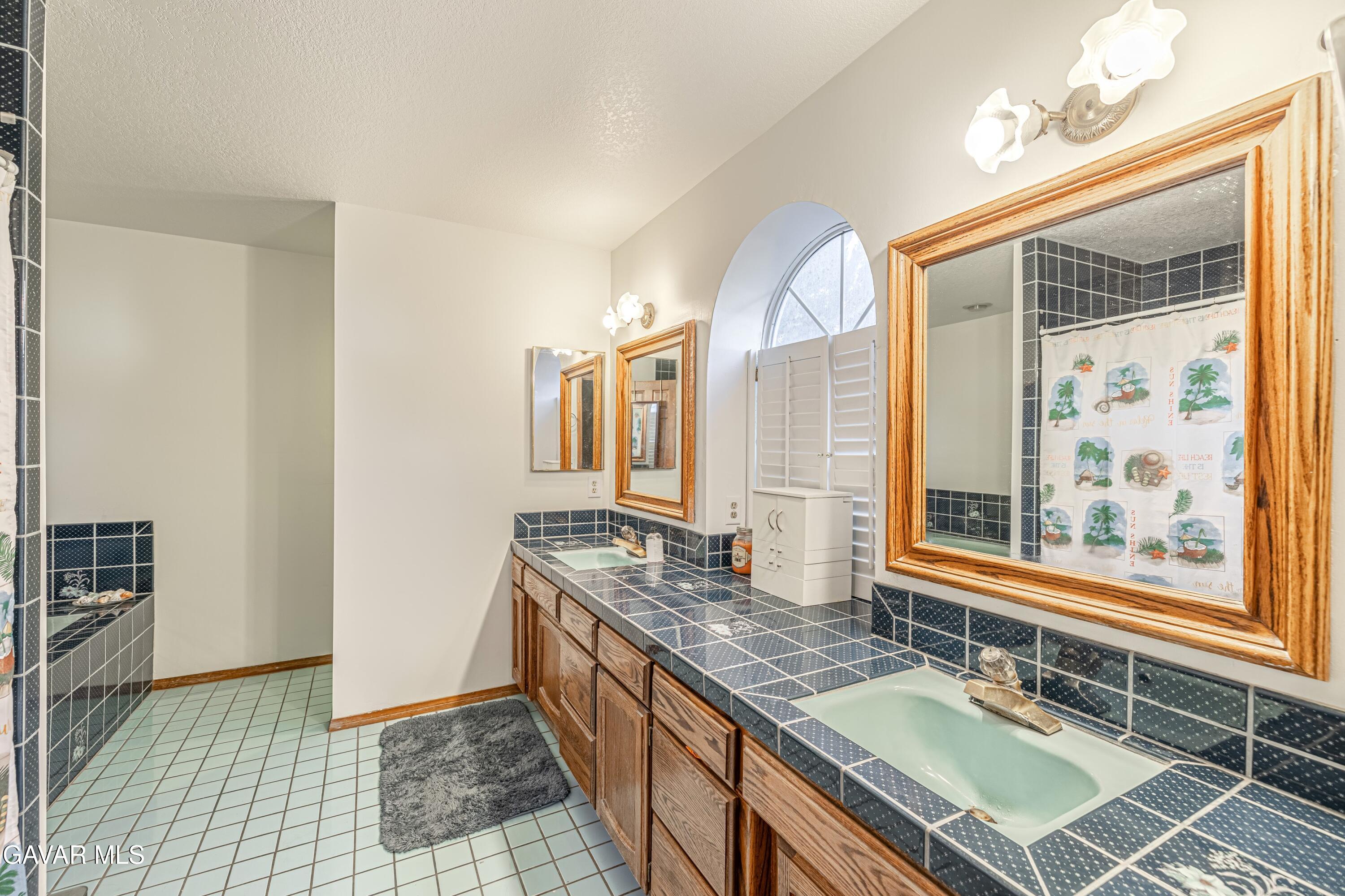 43118 Roulette Lane Lancaster, CA 93536 - Photo 27 of 60 34-print-AVOH--23