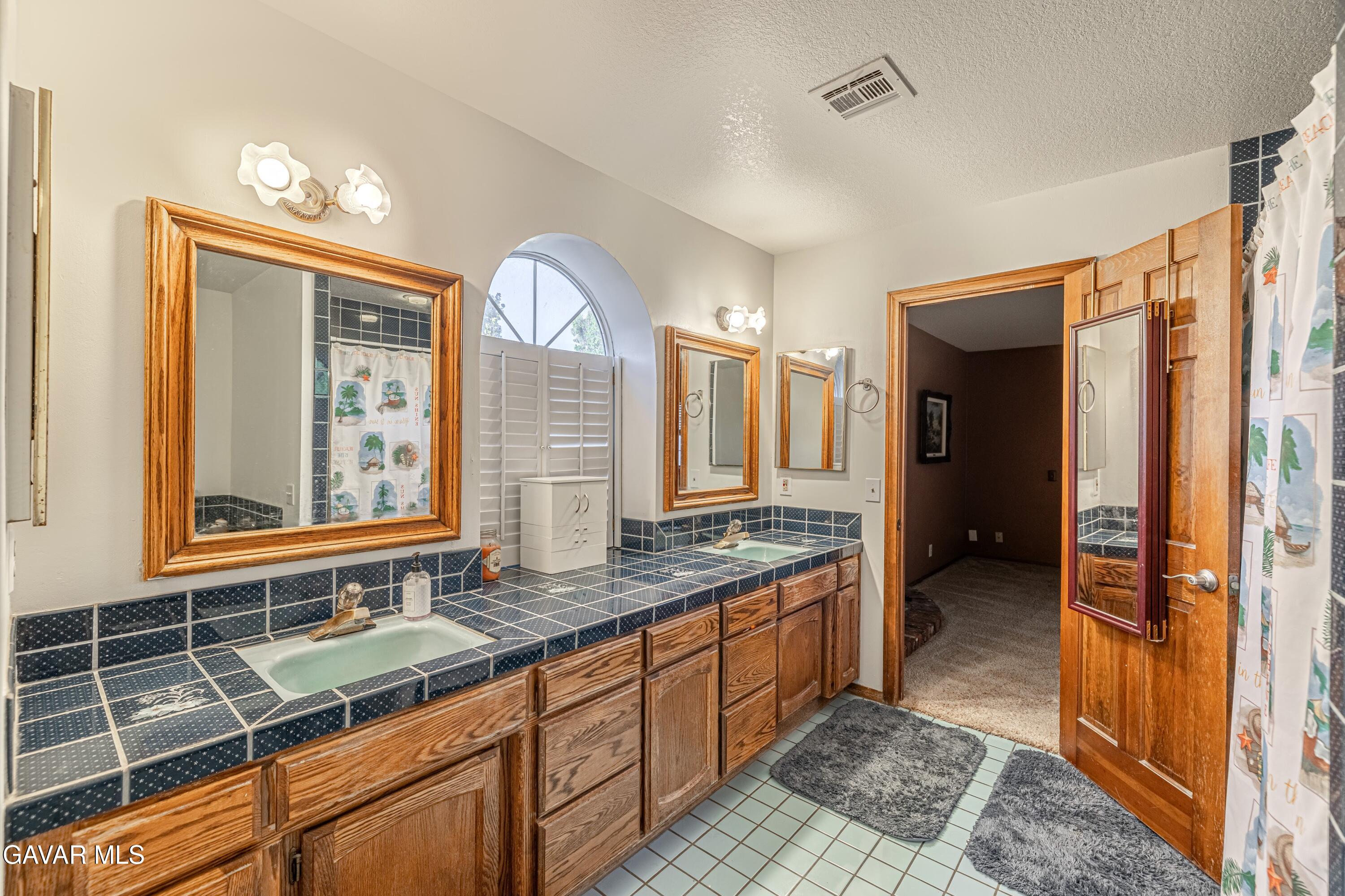 43118 Roulette Lane Lancaster, CA 93536 - Photo 28 of 60 35-print-AVOH--25
