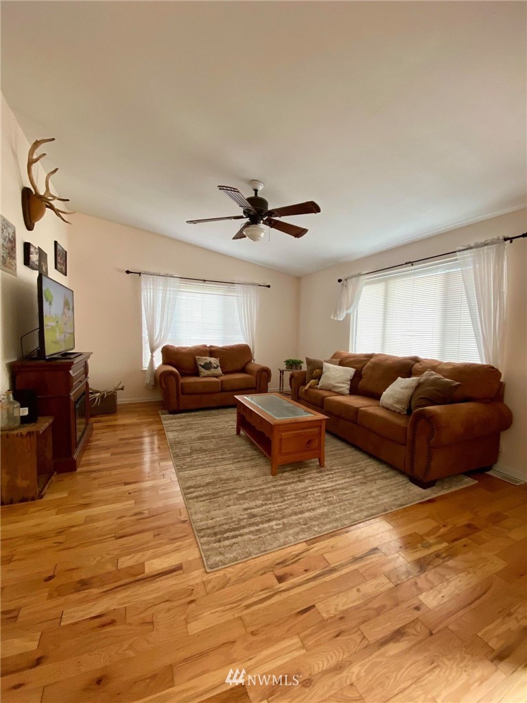 38 South Bank Road Elma, WA 98541 - Photo 18 of 31 Gallery Image 18