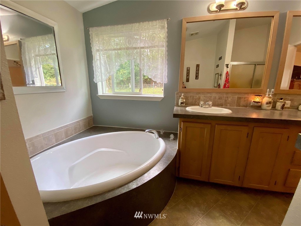 38 South Bank Road Elma, WA 98541 - Photo 26 of 31 Gallery Image 26