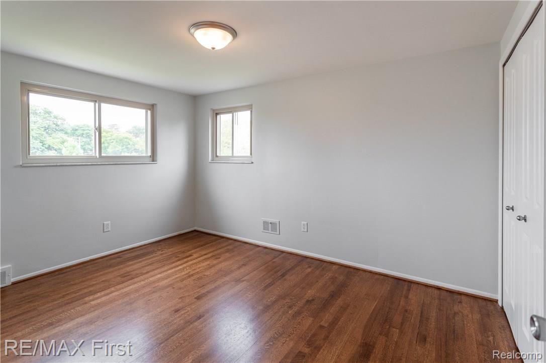 676 Canterbury Road Grosse Pointe, MI 48236 - Photo 29 of 34 A53I9802 (2).jpg