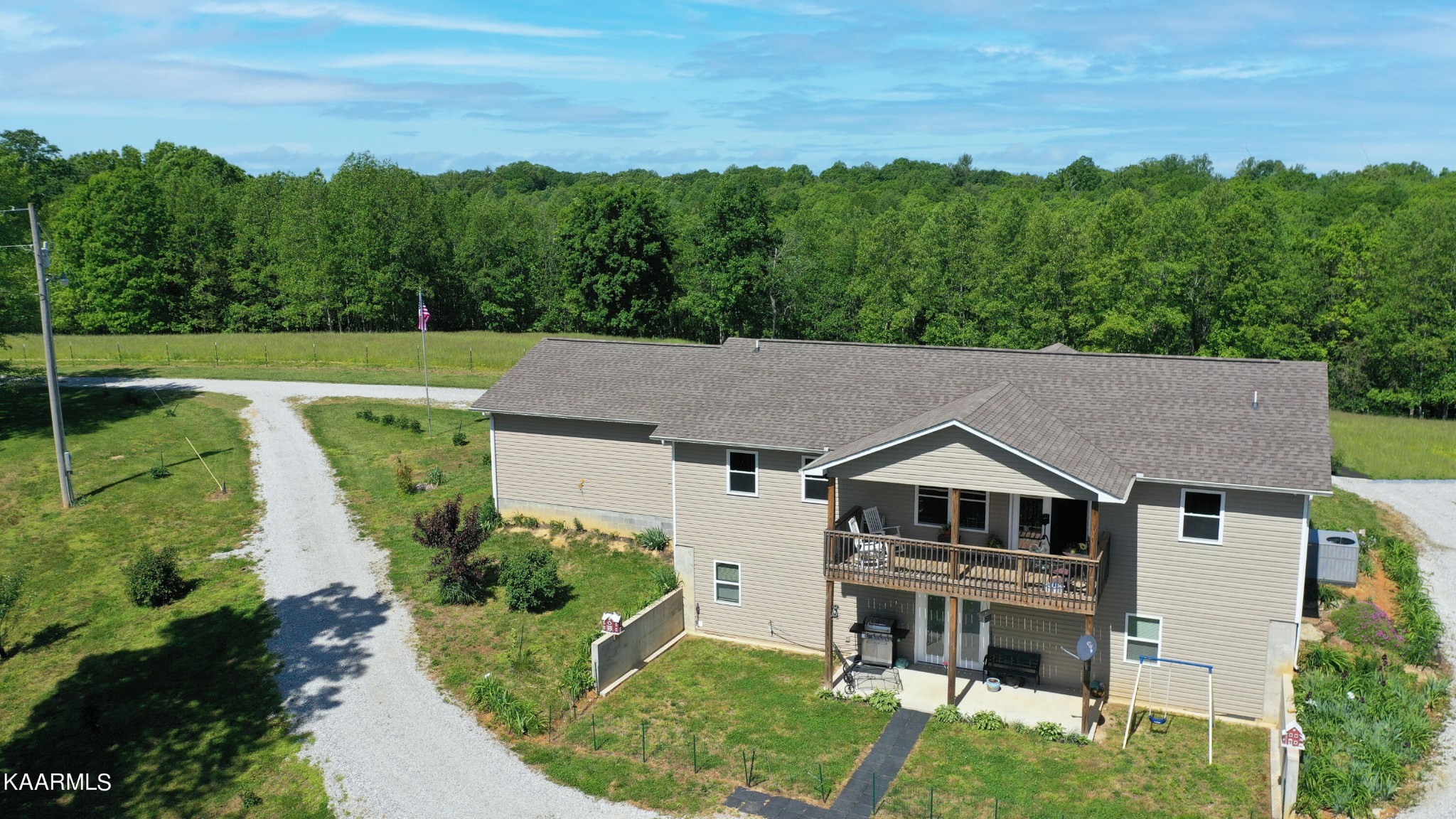 2649 Ridge Road Robbins, TN 37852 - Photo 32 of 60 Gallery Image 32