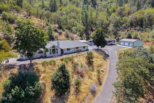 $610,000 | 1040 Wards Creek Road, Rogue River, OR 97537