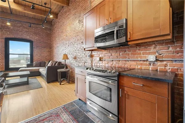 $175,000 | 609 Central Street, Unit 1507, Kansas City, MO 64105