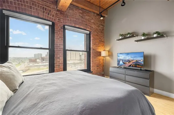 $175,000 | 609 Central Street, Unit 1507, Kansas City, MO 64105