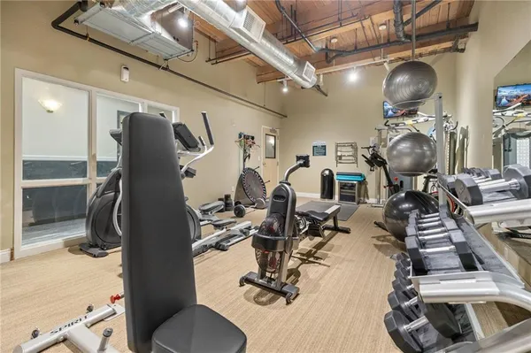 $175,000 | 609 Central Street, Unit 1507, Kansas City, MO 64105