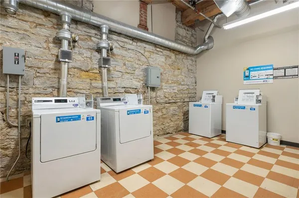 $175,000 | 609 Central Street, Unit 1507, Kansas City, MO 64105