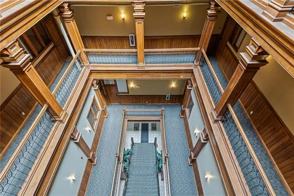 $175,000 | 609 Central Street, Unit 1507, Kansas City, MO 64105