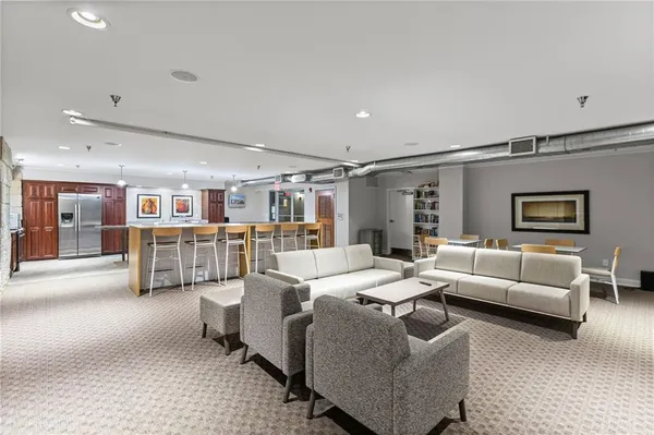 $175,000 | 609 Central Street, Unit 1507, Kansas City, MO 64105