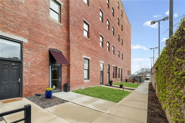 $175,000 | 609 Central Street, Unit 1507, Kansas City, MO 64105