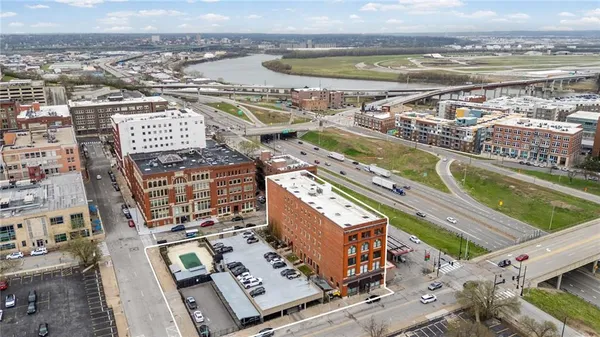 $175,000 | 609 Central Street, Unit 1507, Kansas City, MO 64105