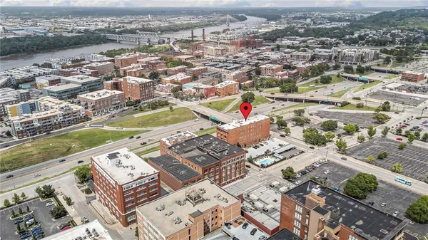 $175,000 | 609 Central Street, Unit 1507, Kansas City, MO 64105