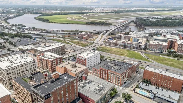 $175,000 | 609 Central Street, Unit 1507, Kansas City, MO 64105