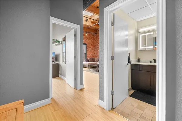 $175,000 | 609 Central Street, Unit 1507, Kansas City, MO 64105