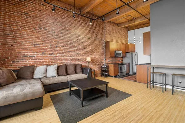 $175,000 | 609 Central Street, Unit 1507, Kansas City, MO 64105