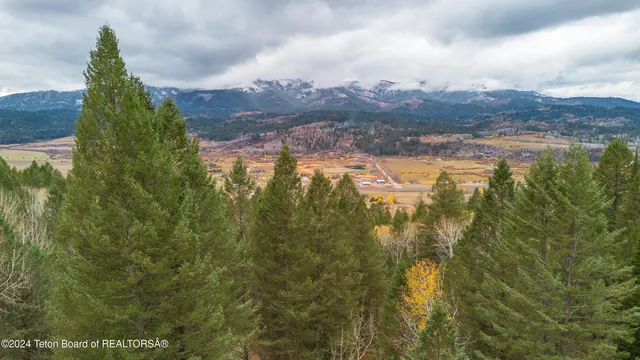 $290,000 | Lot 24 Trail Ridge Road, Alpine, WY 83128