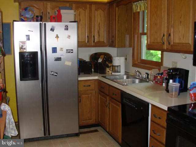 4090 Ridgeview Road Harrisburg, PA 17112 - Photo 4 of 12 Gallery Image 4