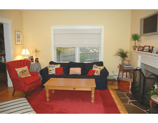 74 Evans Road Marblehead, MA 01945 - Photo 5 of 13 Gallery Image 5