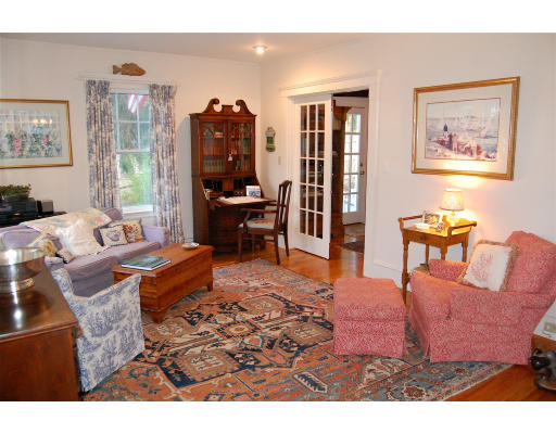 74 Evans Road Marblehead, MA 01945 - Photo 8 of 13 Gallery Image 8