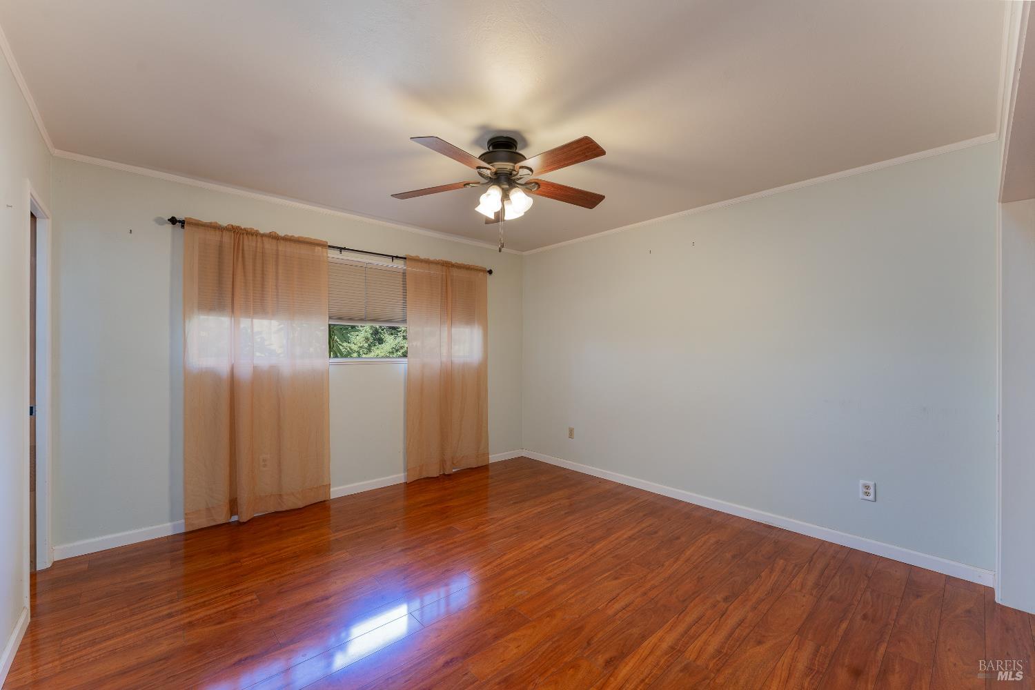 3651 Ridgewood Road Willits, CA 95490 - Photo 20 of 45 a view of an empty room with wooden floor