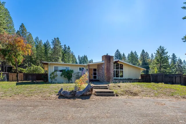 $649,000 | 3651 Ridgewood Road, Willits, CA 95490
