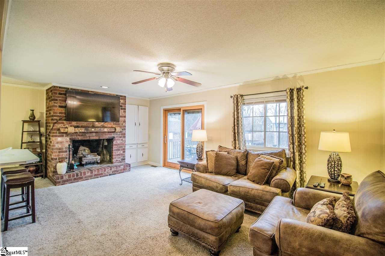 205 Ravensworth Road Taylors, SC 29687 - Photo 12 of 21 Gallery Image 12