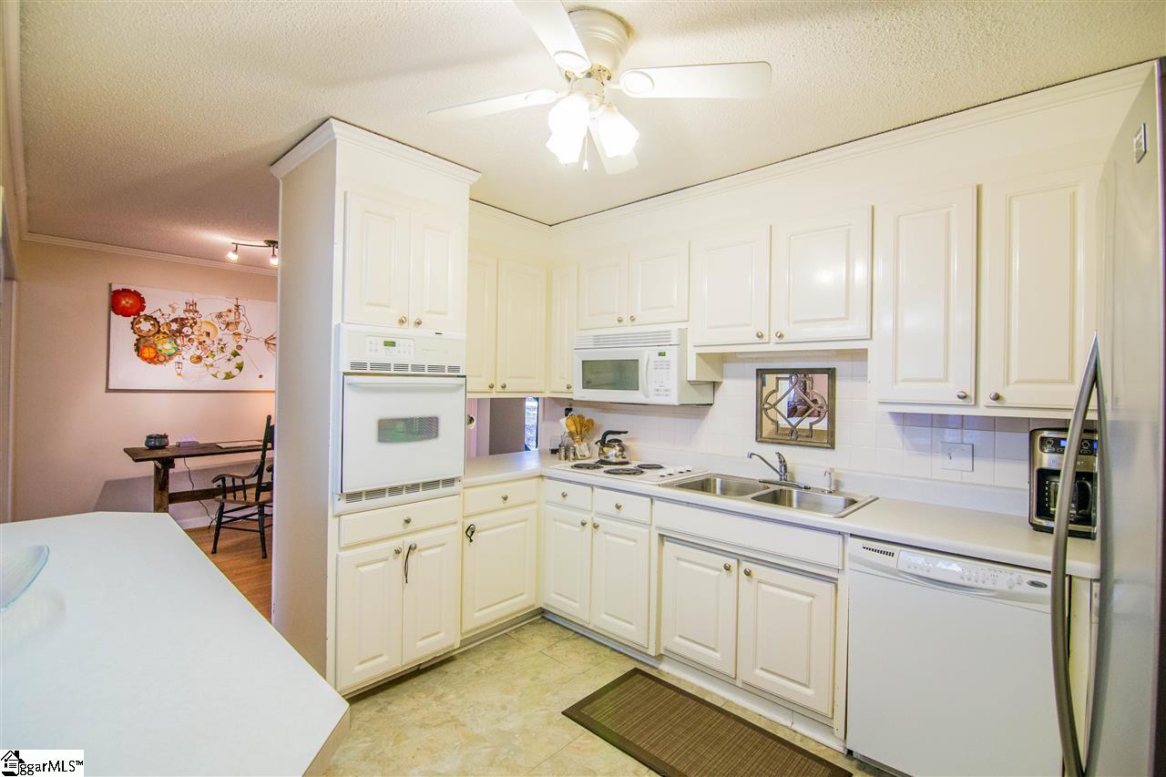 205 Ravensworth Road Taylors, SC 29687 - Photo 14 of 21 Gallery Image 14