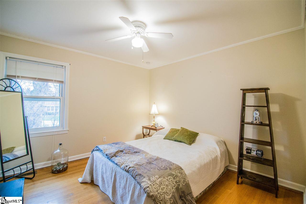 205 Ravensworth Road Taylors, SC 29687 - Photo 16 of 21 Gallery Image 16