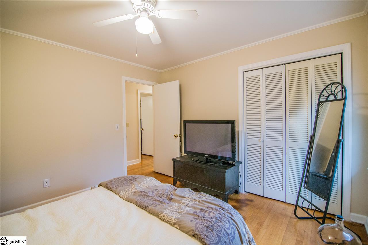 205 Ravensworth Road Taylors, SC 29687 - Photo 17 of 21 Gallery Image 17