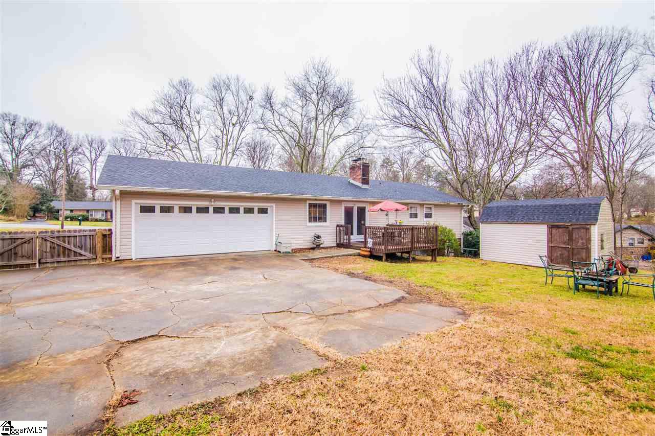205 Ravensworth Road Taylors, SC 29687 - Photo 18 of 21 Gallery Image 18