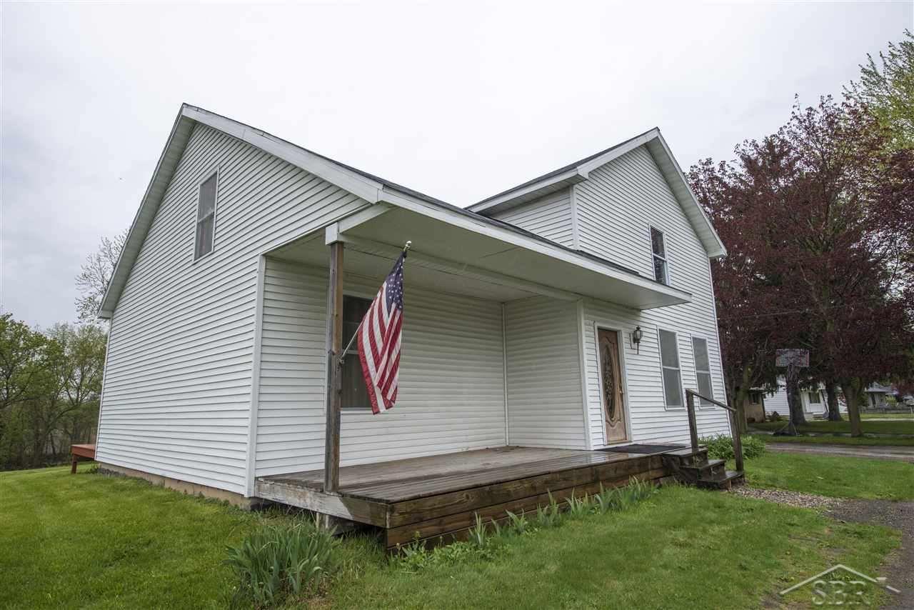 1365 Midland Road Saginaw, MI 48638 - Photo 2 of 22 31349015-1.JPG