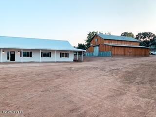 21192 Old Town Road Tehachapi, CA 93561 - Photo 6 of 34 IMG_3230