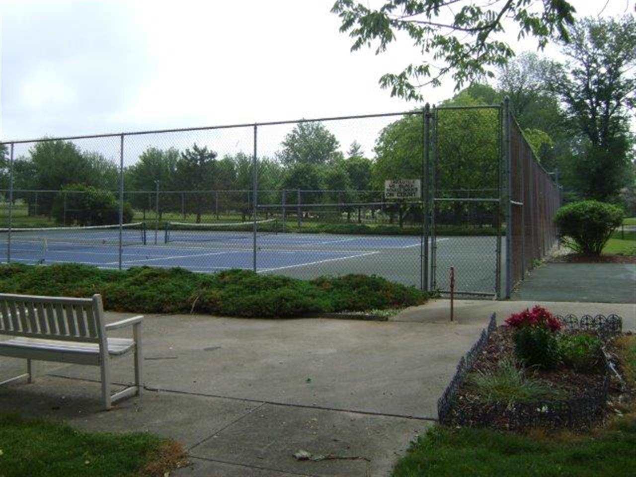 12275 North Ogden Point Road Syracuse, IN 46567 - Photo 14 of 18 Gallery Image 14