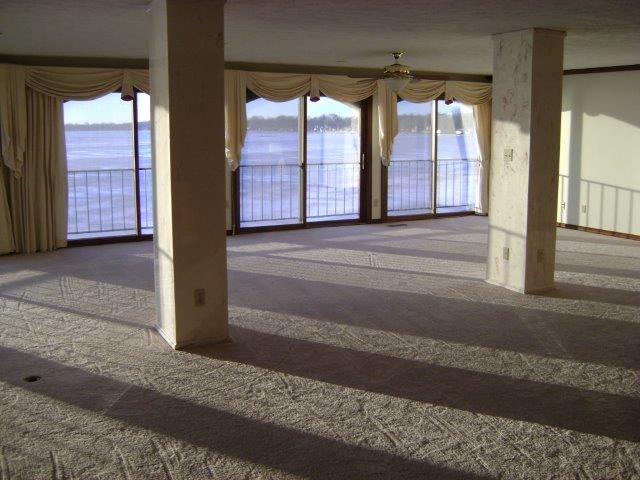 12275 North Ogden Point Road Syracuse, IN 46567 - Photo 5 of 18 Gallery Image 5