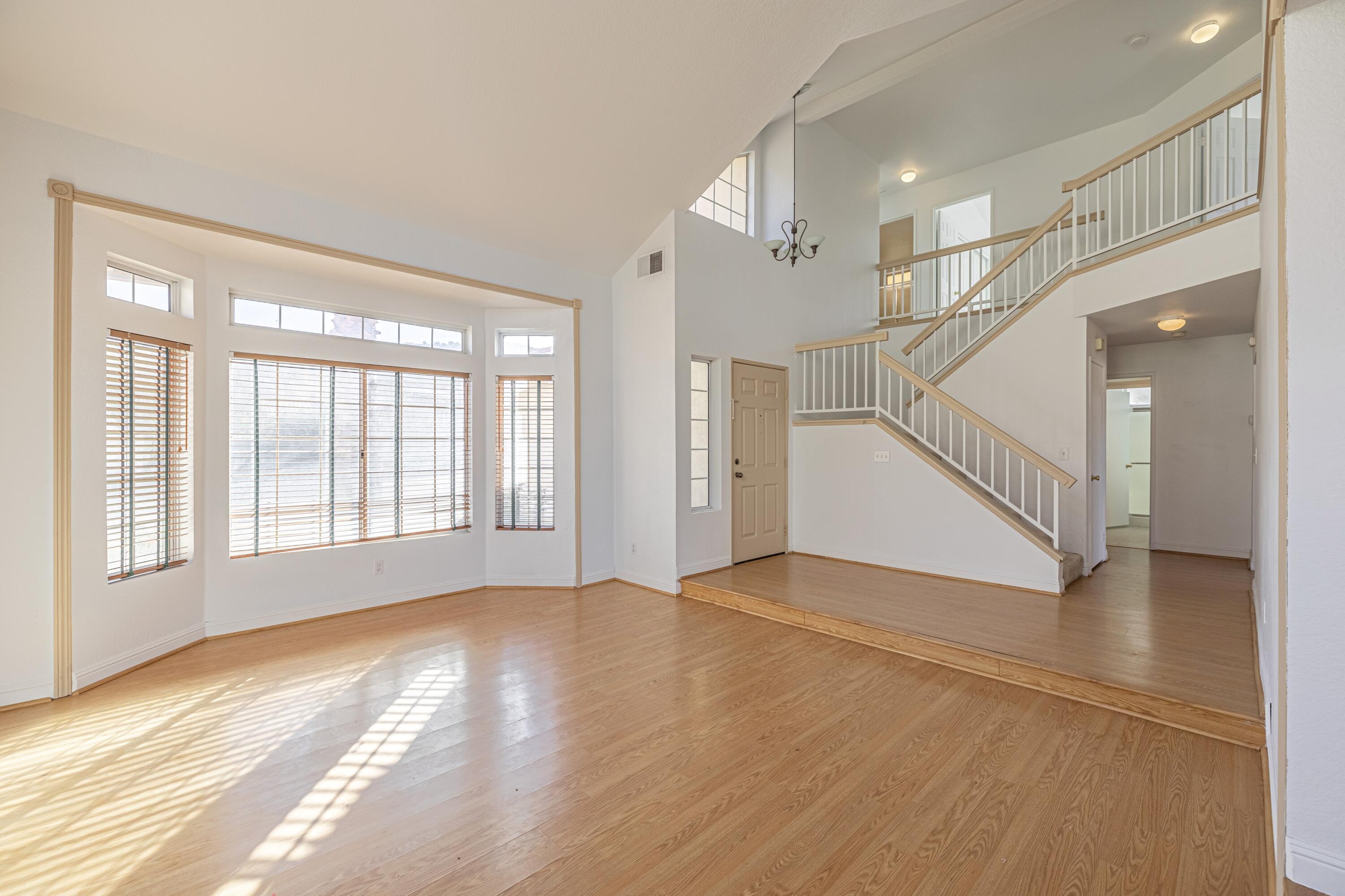 3141 Hampton Road Palmdale, CA 93551 - Photo 5 of 35 JMY_0188-HDR