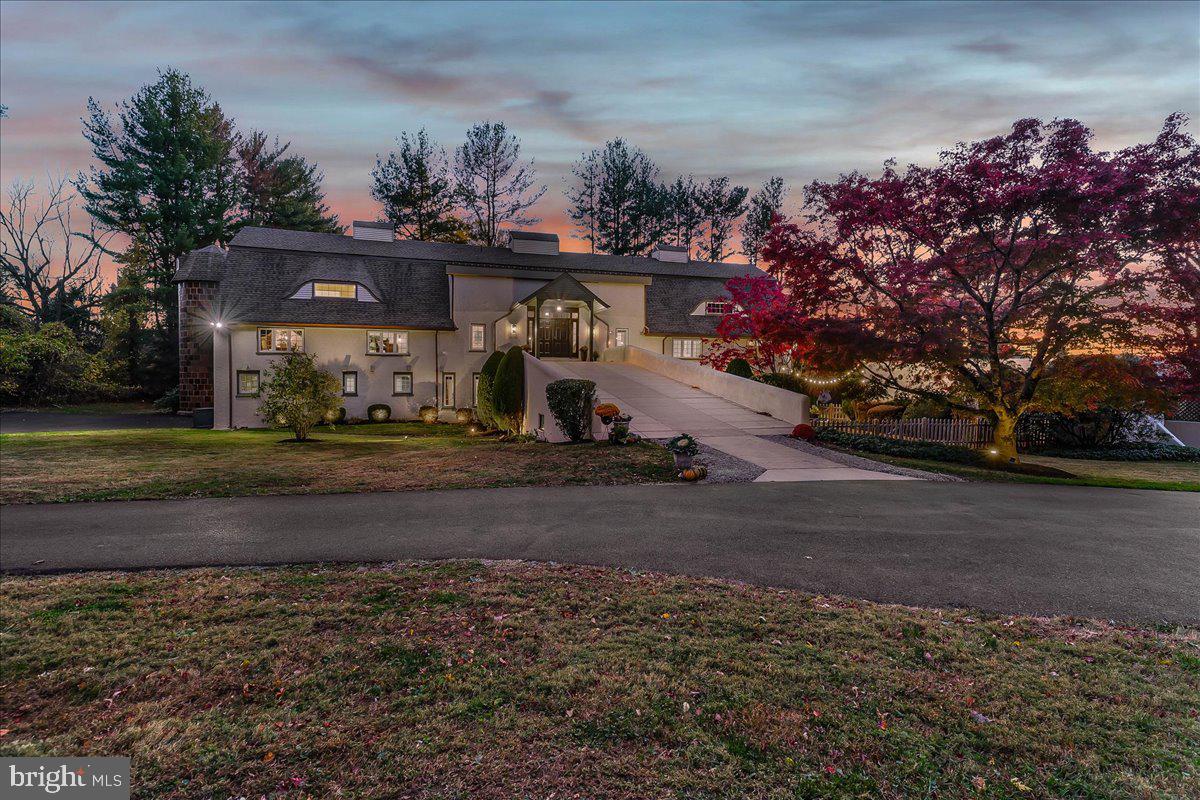 208 Haystack Lane Wilmington, DE 19807 - Photo 74 of 89 a view of a house with a tree