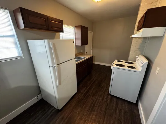 $995 | 3514 Meadow Street, Dallas, TX 75215