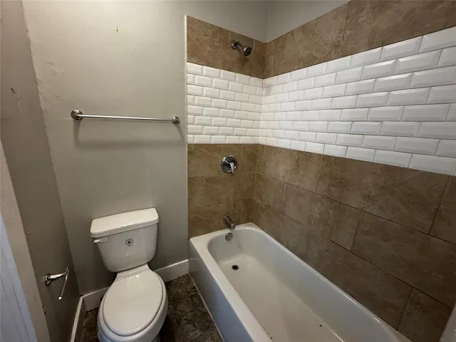 $995 | 3514 Meadow Street, Dallas, TX 75215