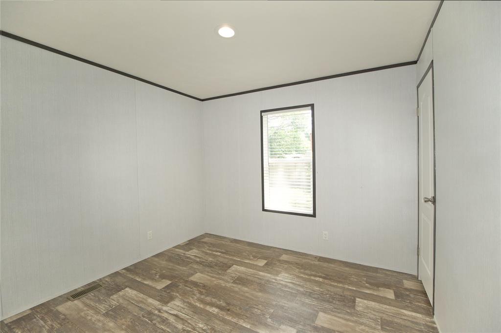 60 Tecumseh Road Valley View, TX 76272 - Photo 16 of 20