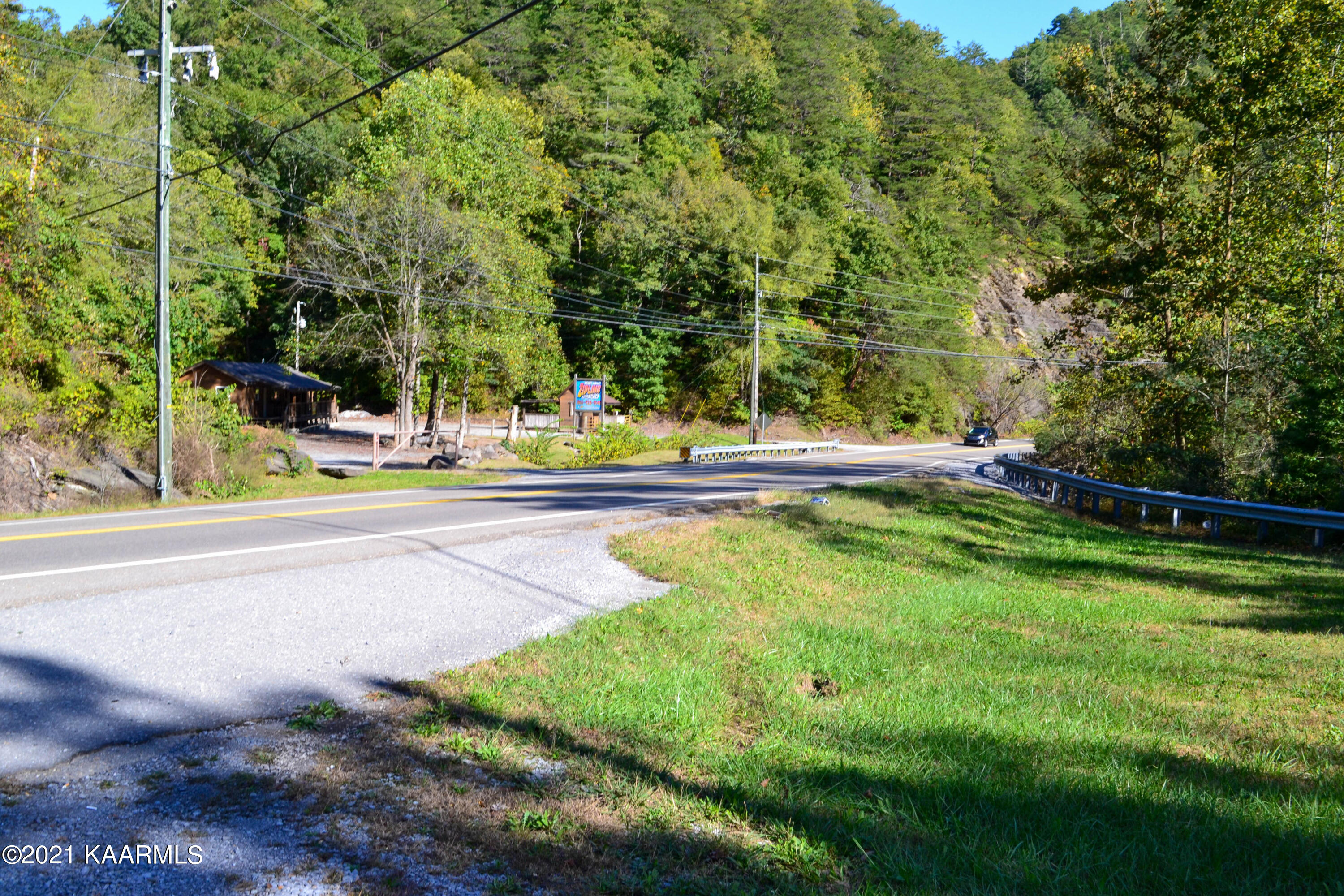 1902 Wears Valley Road Sevierville, TN 37862 - Photo 2 of 48 DSC_0140