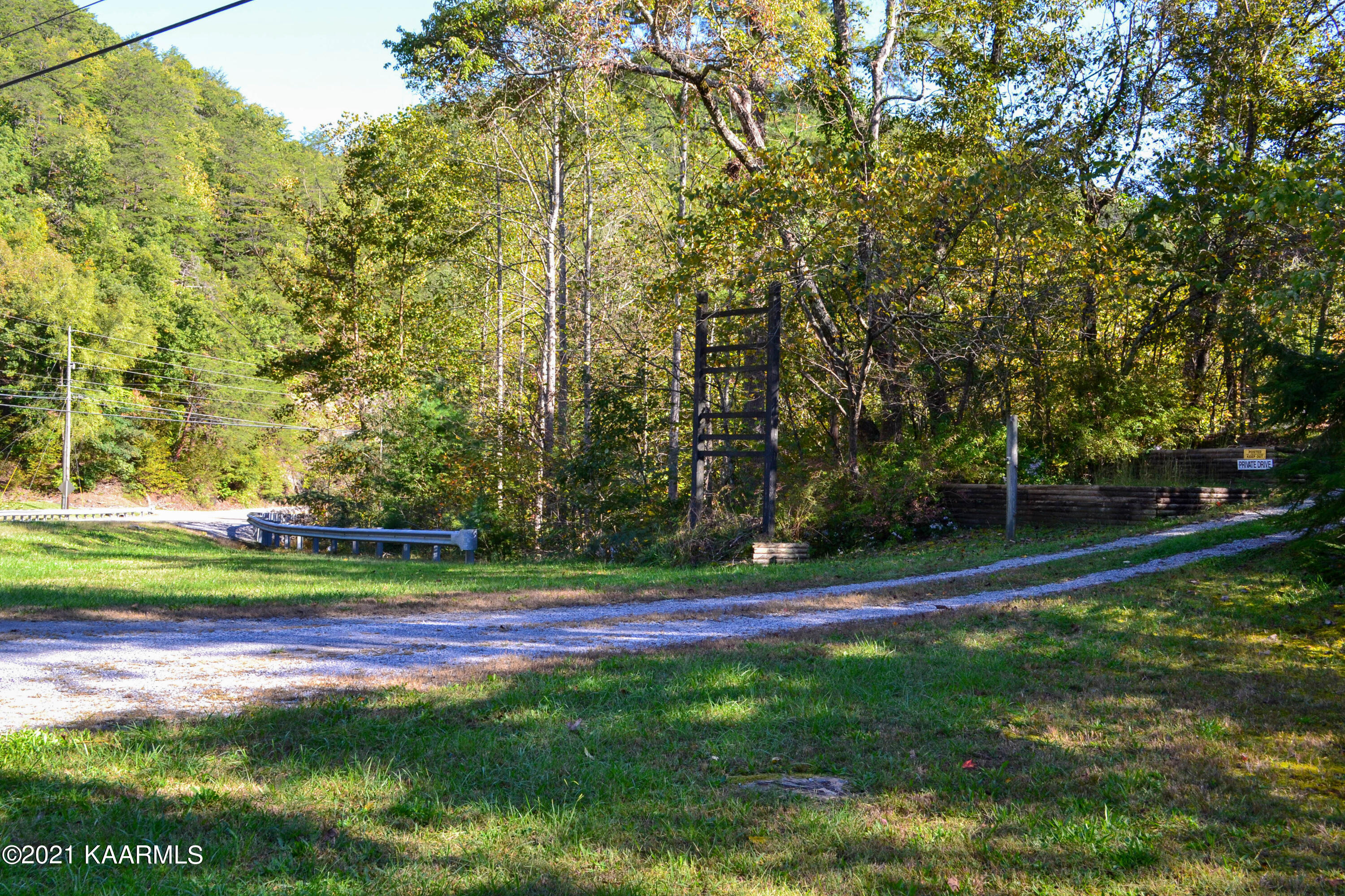 1902 Wears Valley Road Sevierville, TN 37862 - Photo 4 of 48 DSC_0143
