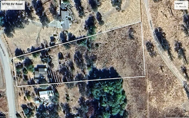 $348,000 | 37702 Squaw Valley Road, Squaw Valley, CA 93675