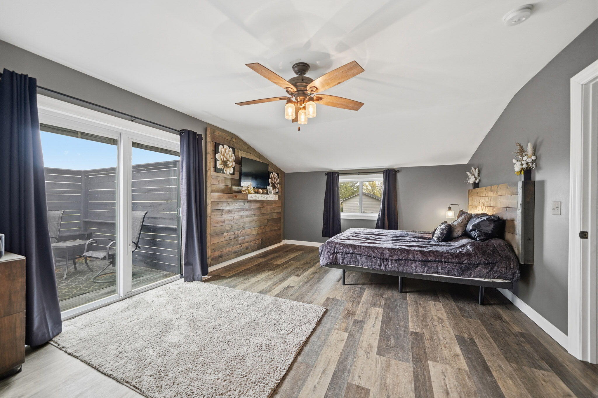 19110 Clark Street Lowell, IN 46356 - Photo 23 of 74 2048x1365