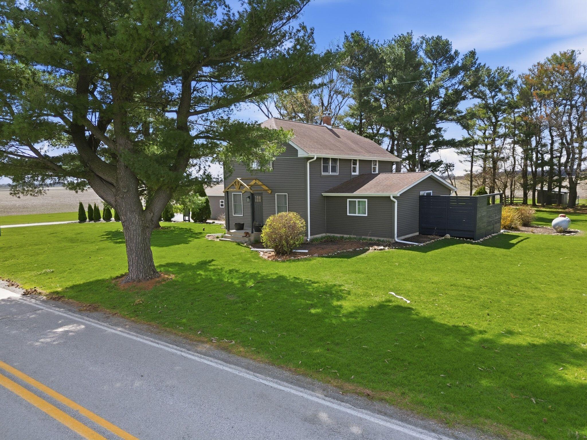 19110 Clark Street Lowell, IN 46356 - Photo 60 of 74 2048x1536