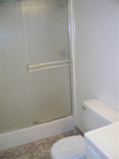 705 East Sycamore Avenue Reedley, CA 93654 - Photo 7 of 12 Master Bath