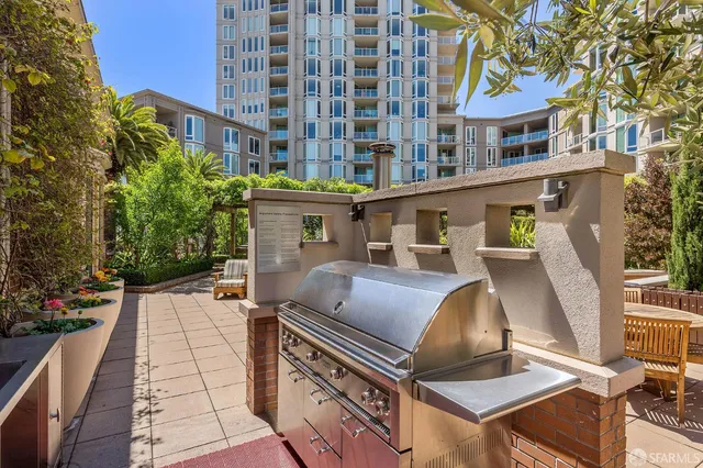 a view of a building with outdoor space