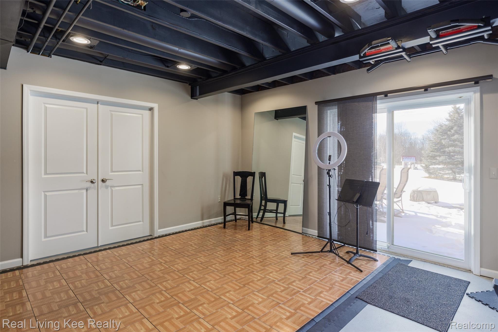 4070 Holly Lane Rochester, MI 48306 - Photo 24 of 25 4070 Holly Ln-36.jpg