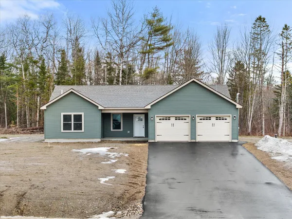 $489,900 | 678 Streamside Avenue, Hermon, ME 04401