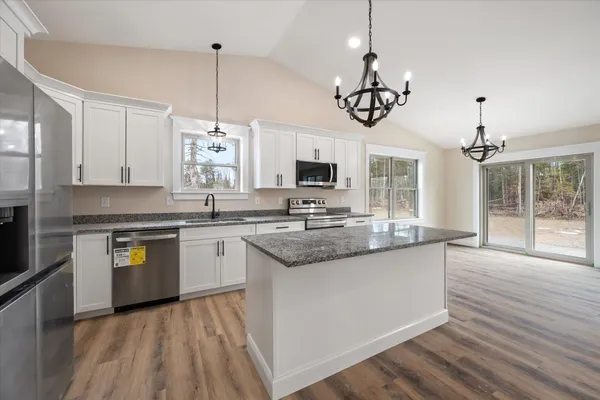 $489,900 | 678 Streamside Avenue, Hermon, ME 04401